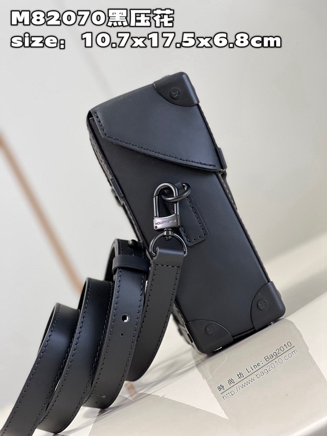 LV專櫃2023新款Vertical Trunk迷你手袋 M82070黑壓花 路易威登小斜挎包手機包 dn1375